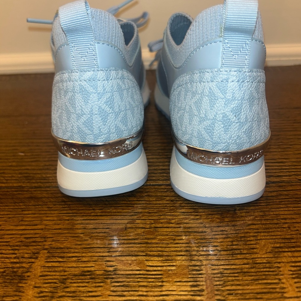 Michael Kors Jenkins Mixed Media Trainer in blue - Picture 7 of 8